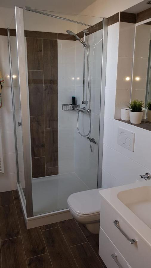 Ferienwohnung Wohnen Auf Dem Bauernhof Laatzen Exterior foto